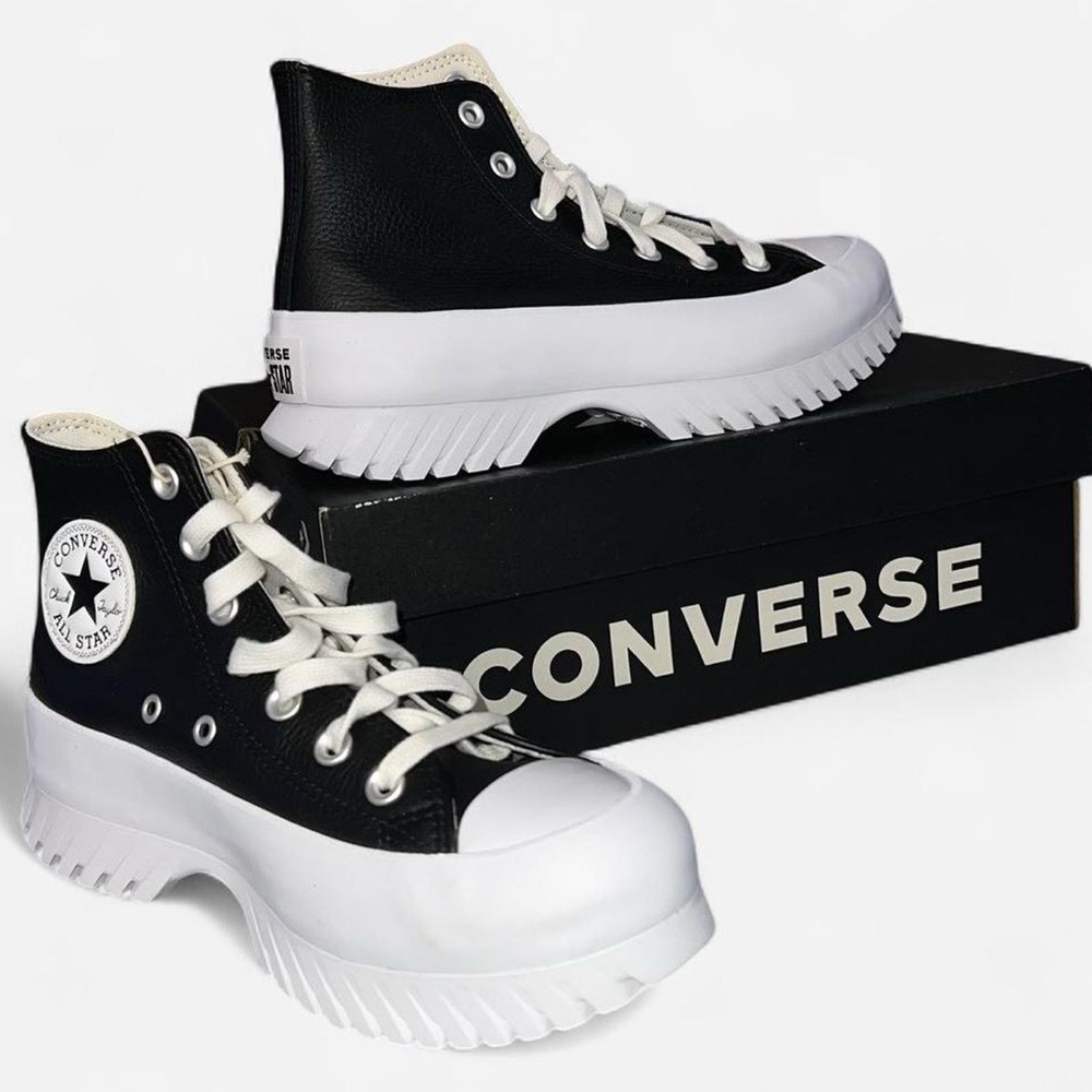 RARE Converse Black Leather Lugged 2.0 Platform Sneakers